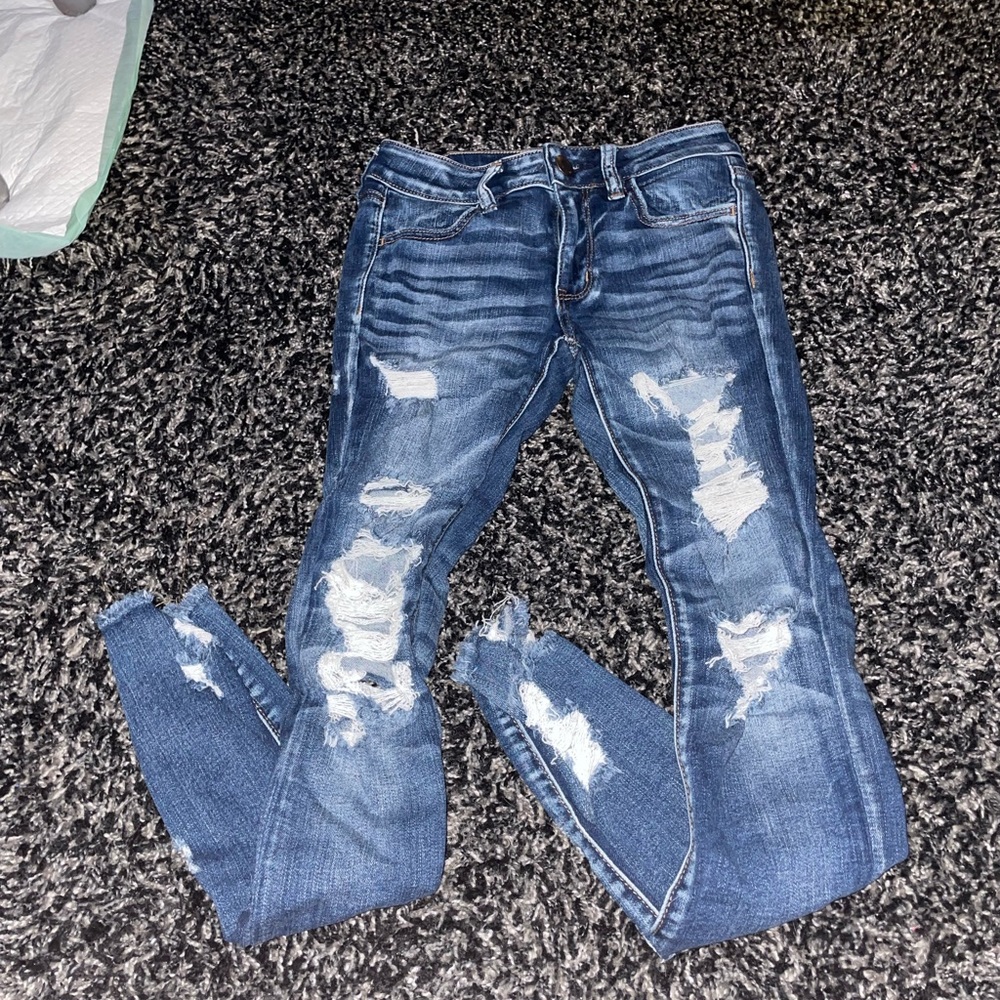 AMERICAN EAGLE JEANS